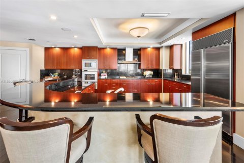 Condo in Aventura, Florida, 5 bedrooms  № 1162305 - photo 23