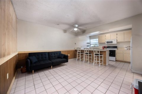 Condo in Gainesville, Florida, 2 bedrooms  № 1243873 - photo 7