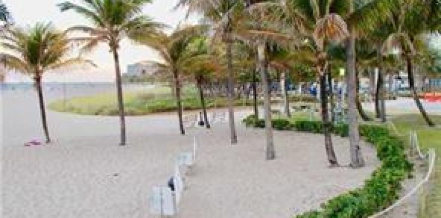 Condominio en Pompano Beach, Florida, 1 dormitorio  № 1231200