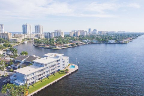 Copropriété à vendre à Pompano Beach, Floride: 1 chambre, 71.72 m2 № 1231200 - photo 8