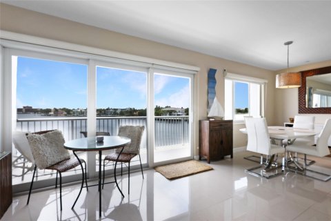 Copropriété à vendre à Pompano Beach, Floride: 1 chambre, 71.72 m2 № 1231200 - photo 23