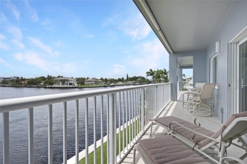 Copropriété à vendre à Pompano Beach, Floride: 1 chambre, 71.72 m2 № 1231200 - photo 24