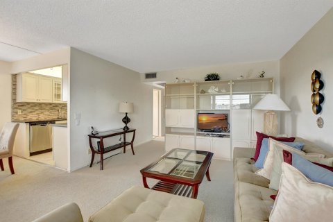 Condo in Boca Raton, Florida, 2 bedrooms  № 1152008 - photo 21