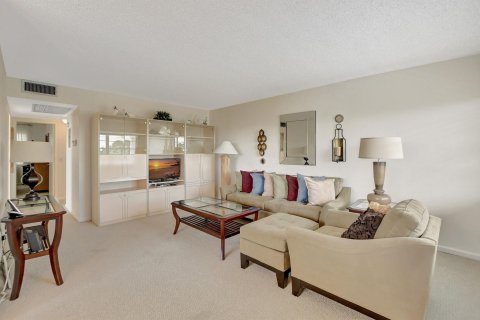 Condo in Boca Raton, Florida, 2 bedrooms  № 1152008 - photo 22