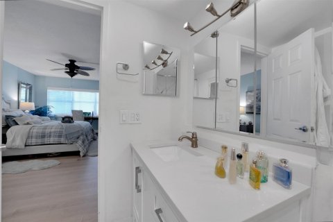 Copropriété à vendre à Pompano Beach, Floride: 2 chambres, 111.48 m2 № 1152005 - photo 14