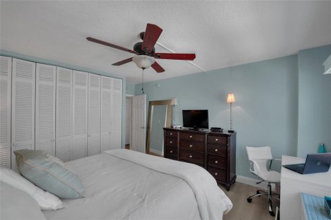 Condo in Pompano Beach, Florida, 2 bedrooms  № 1152005 - photo 13