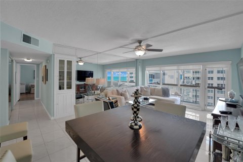 Copropriété à vendre à Pompano Beach, Floride: 2 chambres, 111.48 m2 № 1152005 - photo 22