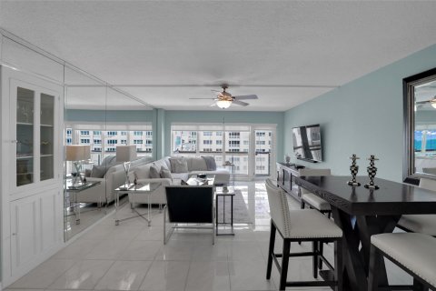 Copropriété à vendre à Pompano Beach, Floride: 2 chambres, 111.48 m2 № 1152005 - photo 26