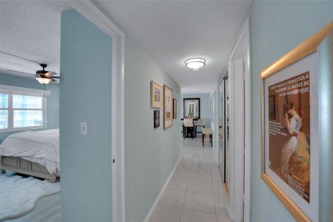 Copropriété à vendre à Pompano Beach, Floride: 2 chambres, 111.48 m2 № 1152005 - photo 18