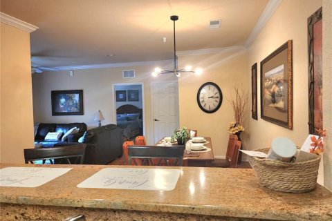 Condo in Davenport, Florida, 2 bedrooms  № 1267850 - photo 11