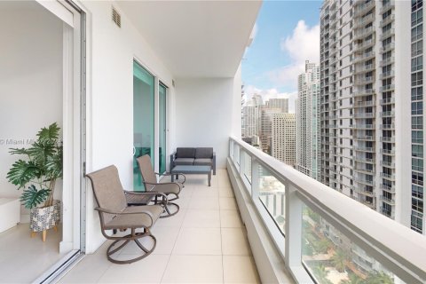 Condo in Miami, Florida, 1 bedroom  № 1351634 - photo 17