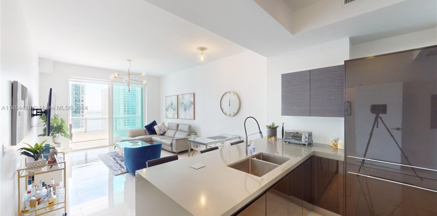 Condo in Miami, Florida, 1 bedroom  № 1351634