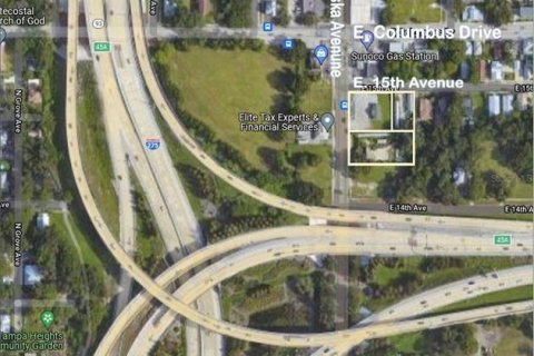 Propiedad comercial en alquiler en Tampa, Florida, 80.27 m2 № 225784 - foto 2