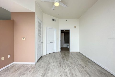 Condominio en venta en Orlando, Florida, 1 dormitorio, 67.63 m2 № 732139 - foto 21
