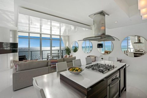 Condominio en venta en Miami Beach, Florida, 3 dormitorios, 170.66 m2 № 1188382 - foto 10