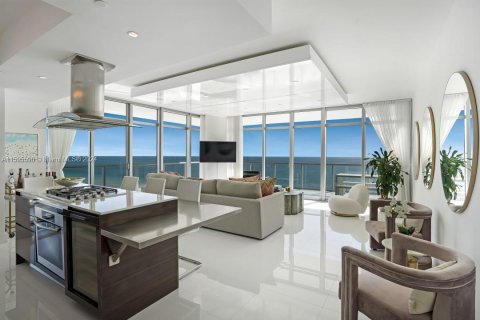 Copropriété à vendre à Miami Beach, Floride: 3 chambres, 170.66 m2 № 1188382 - photo 1