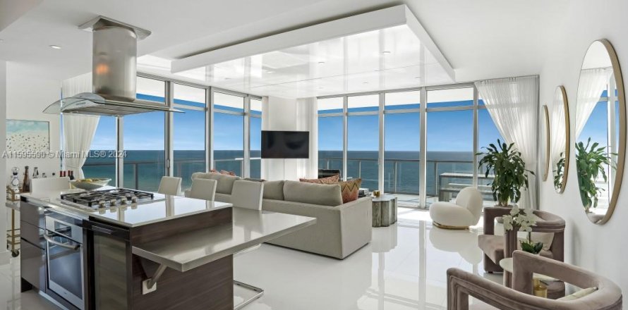 Condo à Miami Beach, Floride, 3 chambres  № 1188382