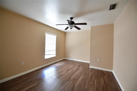 Casa en venta en Brandon, Florida, 4 dormitorios, 203.27 m2 № 1106820 - foto 22
