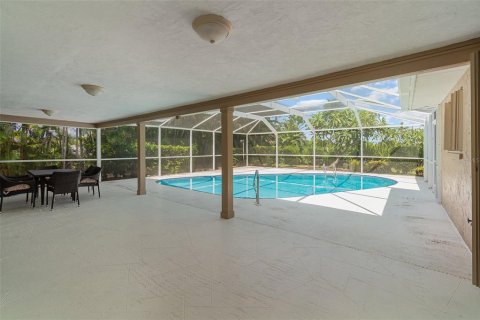 Casa en venta en Cape Coral, Florida, 3 dormitorios, 162.11 m2 № 725249 - foto 22