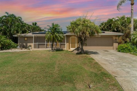 Casa en venta en Cape Coral, Florida, 3 dormitorios, 162.11 m2 № 725249 - foto 1