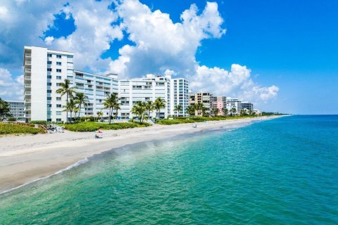 Condominio en venta en Highland Beach, Florida, 2 dormitorios, 91.79 m2 № 1127687 - foto 17