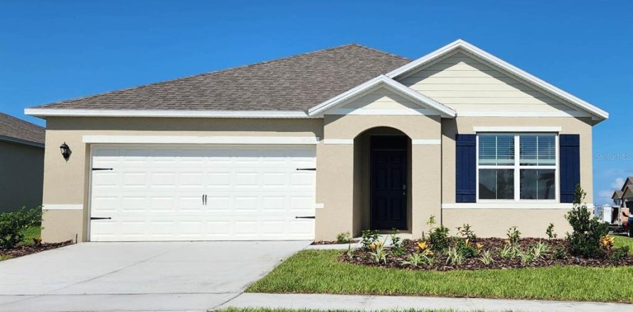 House in Davenport, Florida 3 bedrooms, 155.33 sq.m. № 1296446