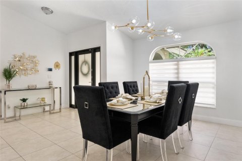 Villa ou maison à vendre à Coral Springs, Floride: 5 chambres, 263.94 m2 № 1154263 - photo 20