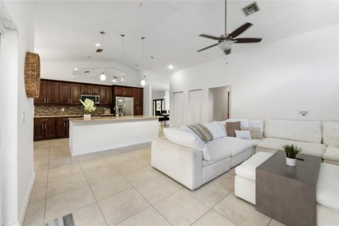 Villa ou maison à vendre à Coral Springs, Floride: 5 chambres, 263.94 m2 № 1154263 - photo 13