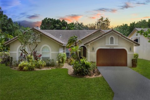 Villa ou maison à vendre à Coral Springs, Floride: 5 chambres, 263.94 m2 № 1154263 - photo 23