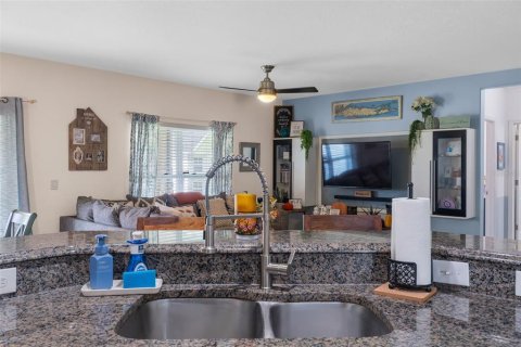 Casa en venta en Clermont, Florida, 4 dormitorios, 306.39 m2 № 1349455 - foto 18