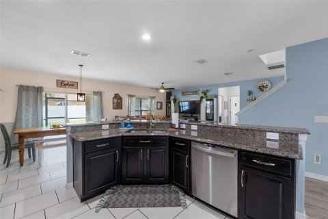 Casa en venta en Clermont, Florida, 4 dormitorios, 306.39 m2 № 1349455 - foto 17