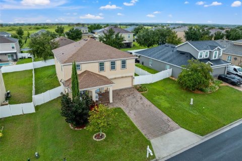 Villa ou maison à vendre à Clermont, Floride: 4 chambres, 306.39 m2 № 1349455 - photo 2