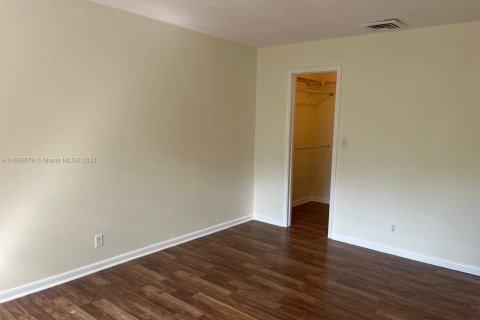 Copropriété à louer à Coral Springs, Floride: 2 chambres, 117.06 m2 № 1384439 - photo 24