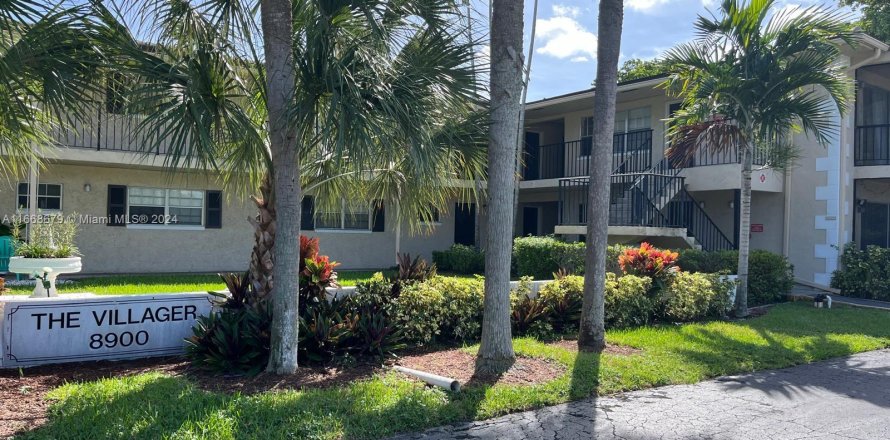 Condominio en Coral Springs, Florida, 2 dormitorios  № 1384439