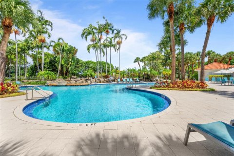 Copropriété à vendre à Aventura, Floride: 2 chambres, 98.66 m2 № 1330676 - photo 18