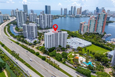 Condominio en venta en Aventura, Florida, 2 dormitorios, 98.66 m2 № 1330676 - foto 26