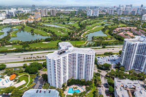 Condominio en venta en Aventura, Florida, 2 dormitorios, 98.66 m2 № 1330676 - foto 30