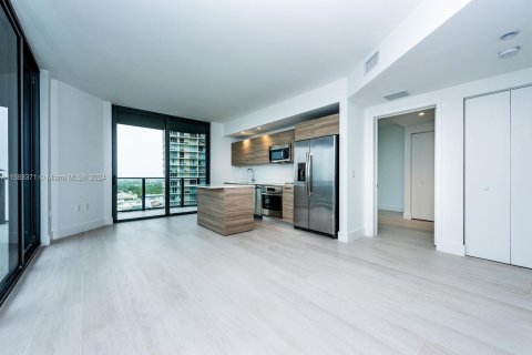 Condo in Miami, Florida, 2 bedrooms  № 1176741 - photo 4