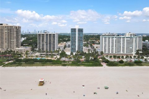 Condo in Miami Beach, Florida, 1 bedroom  № 1412271 - photo 4