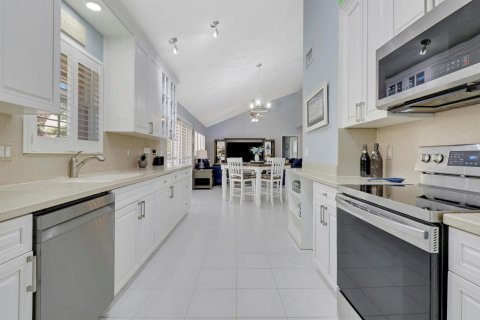 Townhouse in Jupiter, Florida 4 bedrooms, 189.99 sq.m. № 1173003 - photo 19