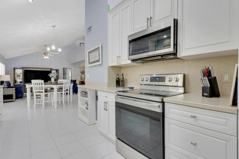 Townhouse in Jupiter, Florida 4 bedrooms, 189.99 sq.m. № 1173003 - photo 20