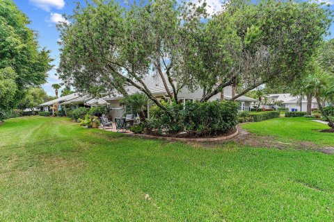 House in Palm City, Florida 3 bedrooms, 147.25 sq.m. № 1223553 - photo 6