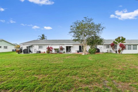 Villa ou maison à vendre à West Palm Beach, Floride: 2 chambres, 116.13 m2 № 1179742 - photo 14