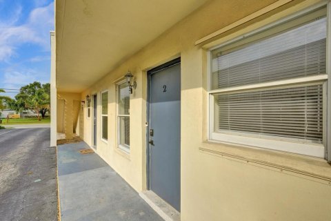 Condo in North Palm Beach, Florida, 1 bedroom  № 1179743 - photo 4