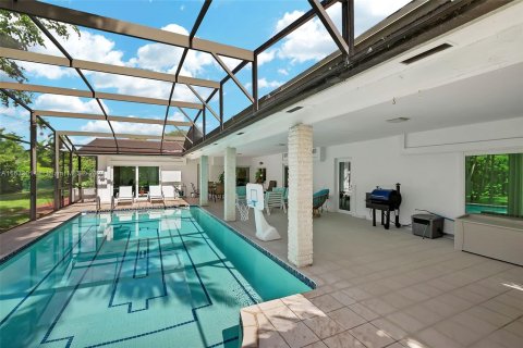 Villa ou maison à vendre à Palmetto Bay, Floride: 4 chambres, 222.69 m2 № 1293539 - photo 25