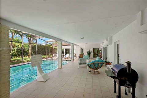 Villa ou maison à vendre à Palmetto Bay, Floride: 4 chambres, 222.69 m2 № 1293539 - photo 24