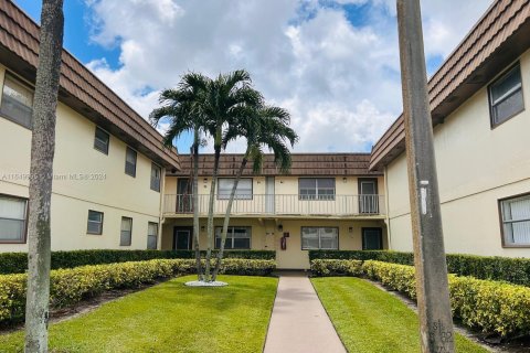 Condominio en venta en Delray Beach, Florida, 2 dormitorios, 81.75 m2 № 1348625 - foto 2