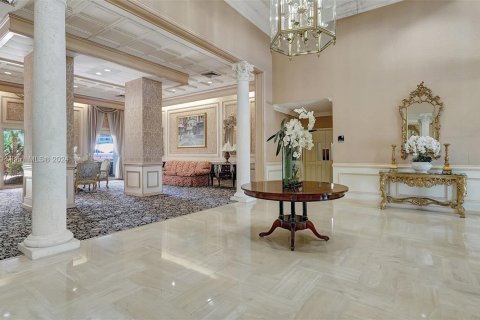 Condominio en venta en Hallandale Beach, Florida, 2 dormitorios, 118.91 m2 № 1186734 - foto 24