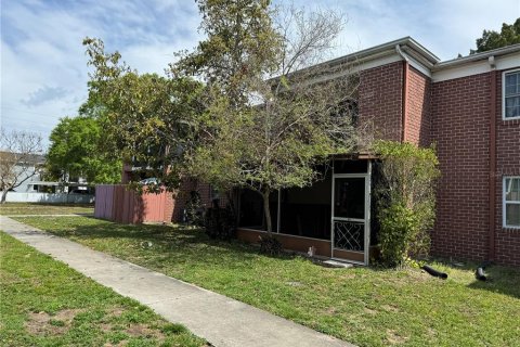 Condo in Saint Petersburg, Florida, 1 bedroom  № 1346889 - photo 18