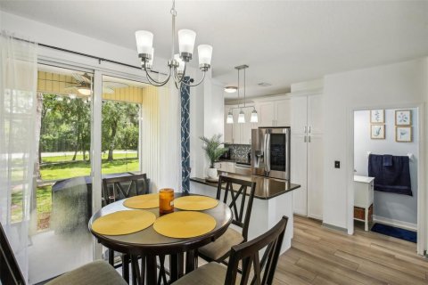 Touwnhouse à vendre à Tampa, Floride: 2 chambres, 106.47 m2 № 1251757 - photo 9